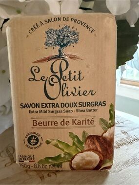 Le Petit Olivier extra Mild Shea Butter Soap 8.8 oz made in France New